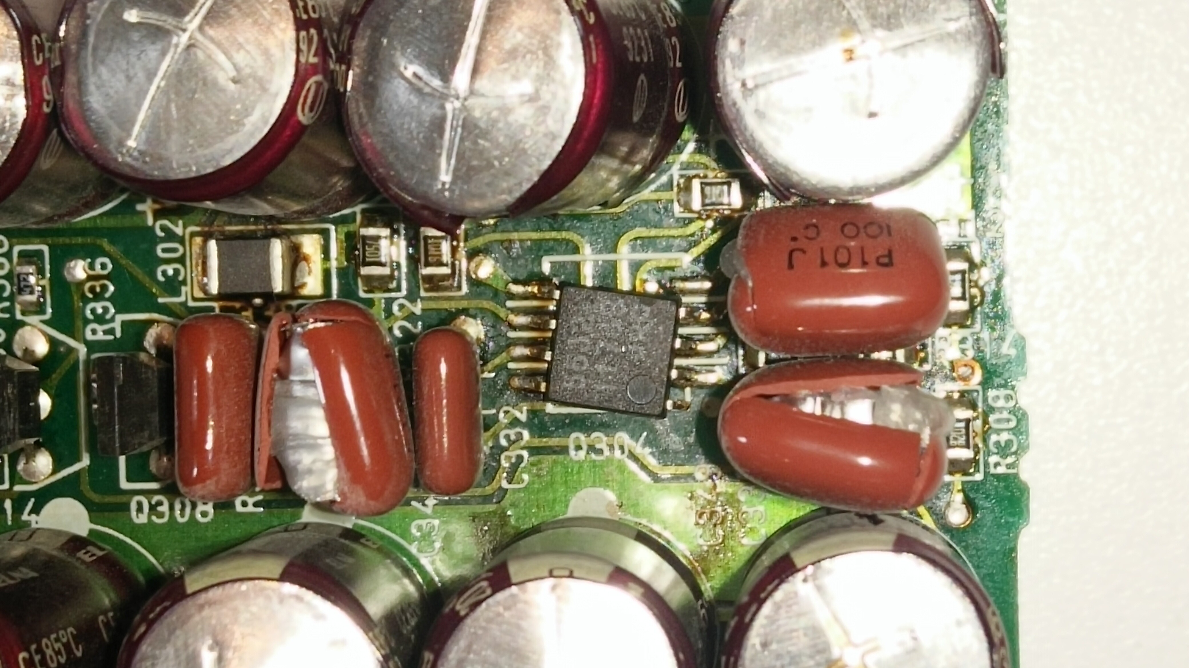 Philips DCC 900 exploded capacitors on AD/DA board